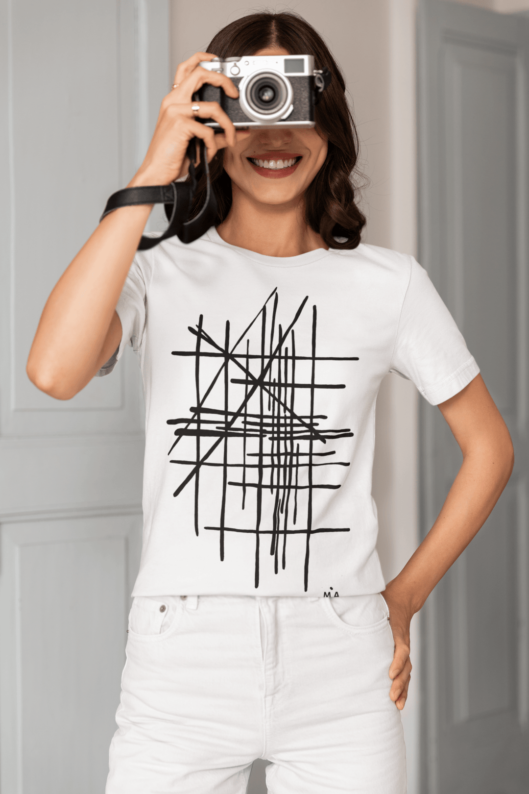 t-shirt-mockup-of-a-smiling-woman-taking-a-picture-wearing_-an-abstract-tshirt