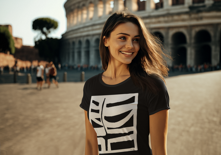 woman wearing a abstract  t-shirt BI-500 in white in front of the colosseum